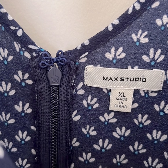 Max Studio Jumpsuit Navy White Floral Print Size XL - Picture 8 of 10